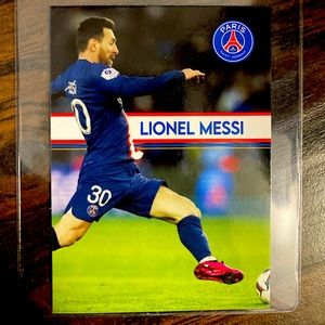 Lionel Messi Trading Card (Mint Condition)